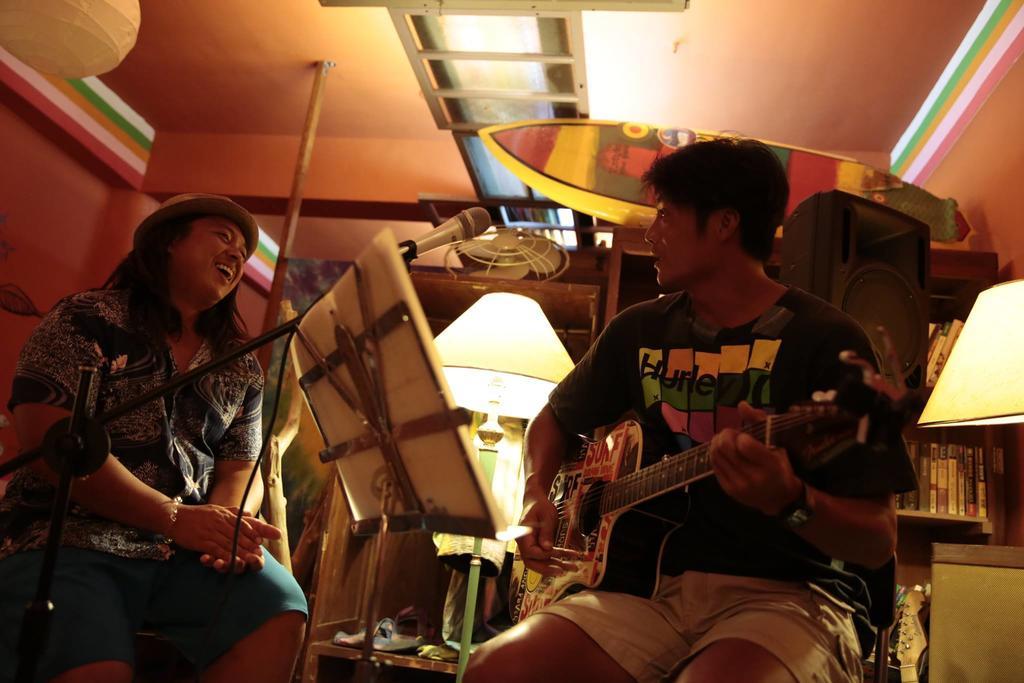 Rainbow Wave Surfing Hostel Heng-ch'un Extérieur photo