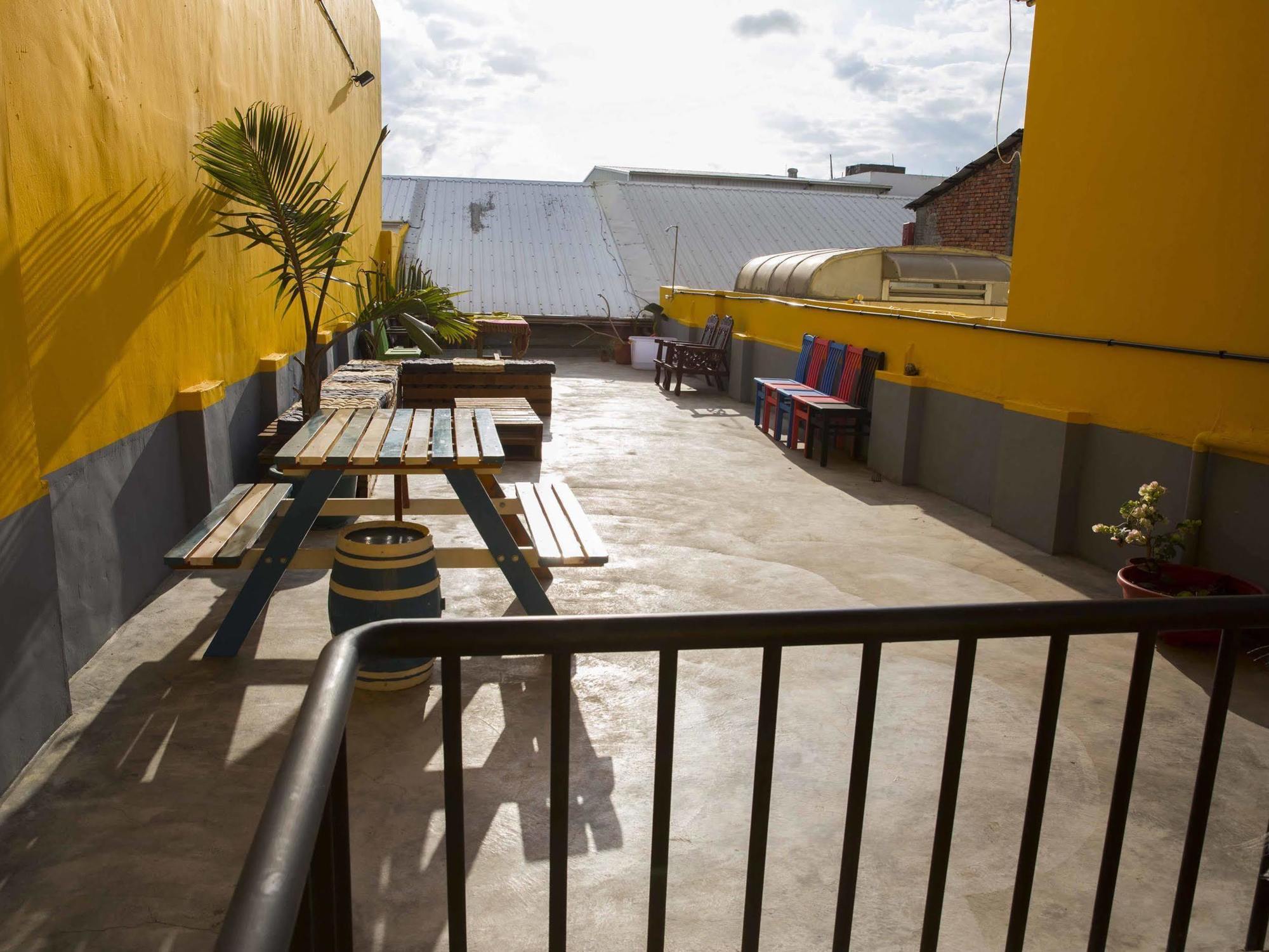 Rainbow Wave Surfing Hostel Heng-ch'un Extérieur photo