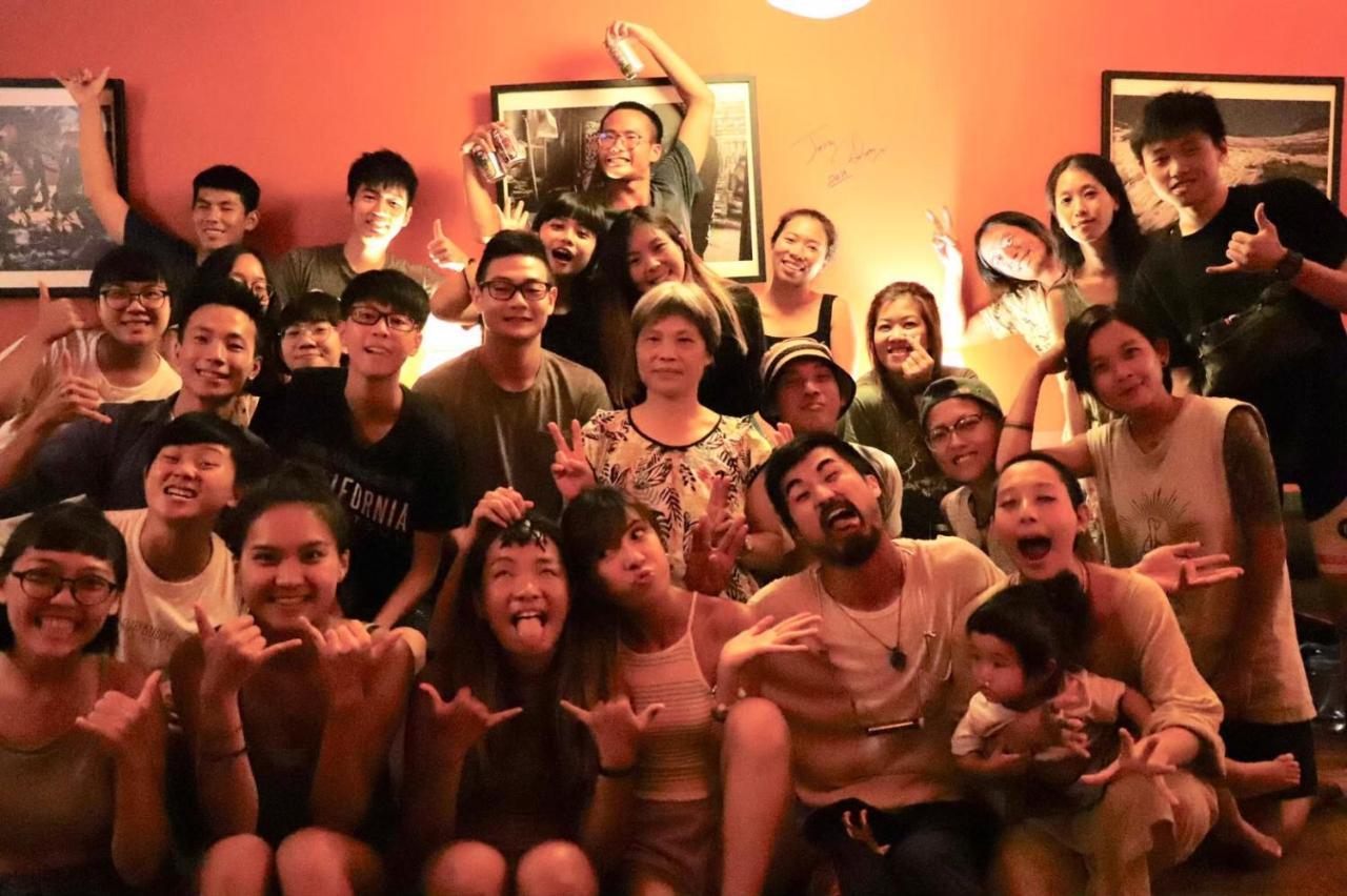 Rainbow Wave Surfing Hostel Heng-ch'un Extérieur photo